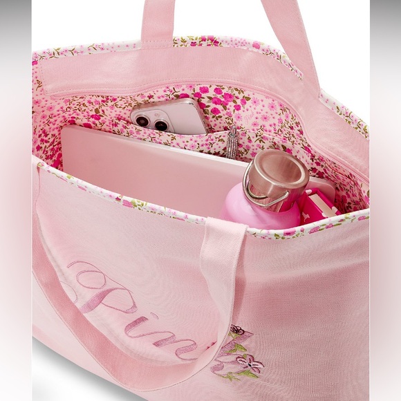 💐VS Pink large canvas tote with floral embroidery 🌷SO PRETTY🌷 NWT - Picture 2 of 8